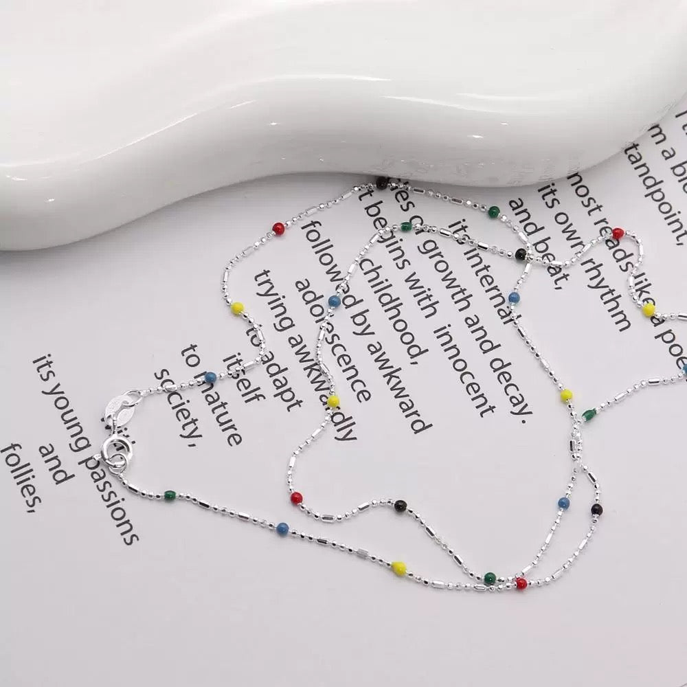 COLORFUL BEADS NECKLACE