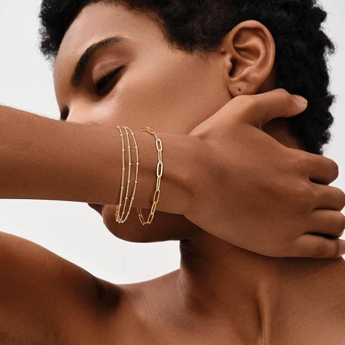 SOLID FILLED PAPERCLIP BRACELET