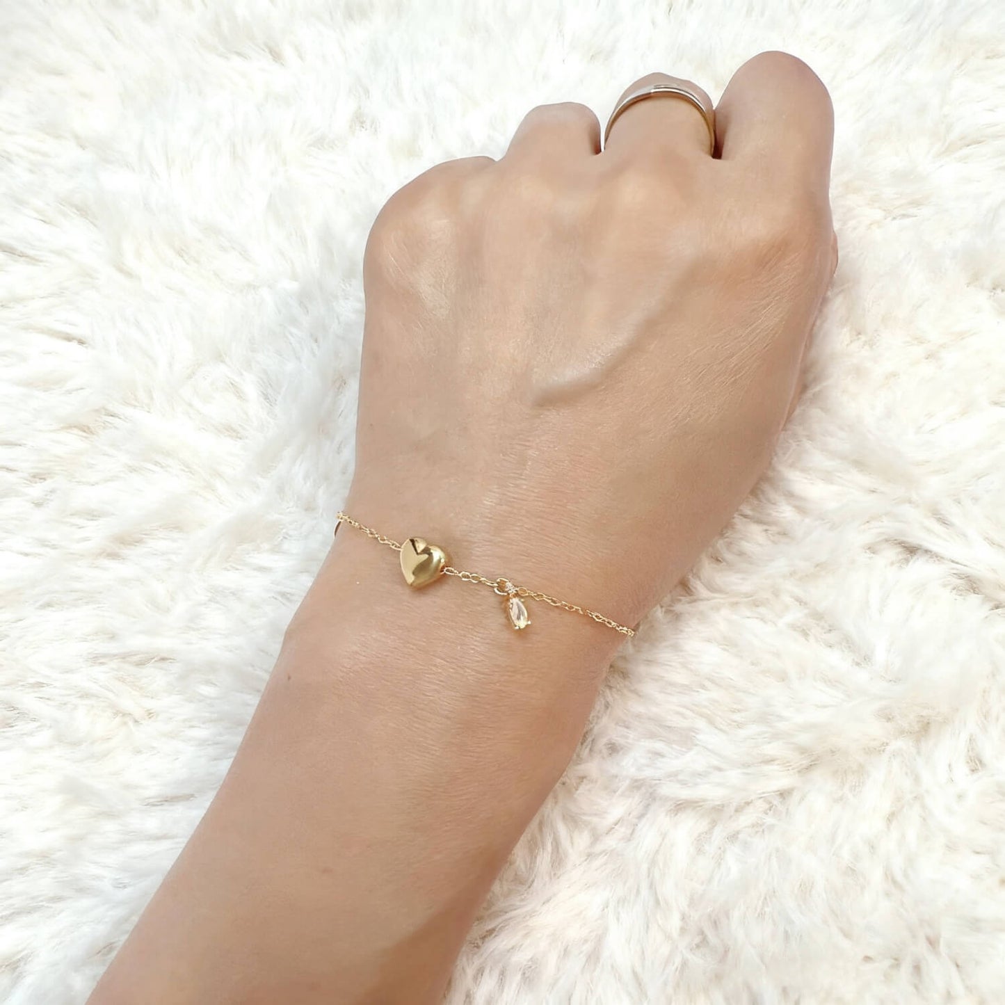 Heart Bracelet With Zircon Pendant