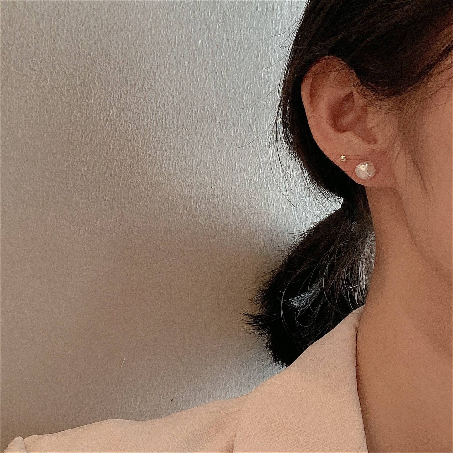 Vintage Baroque Pearl Glam Earrings studs