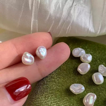 Vintage Baroque Pearl Glam Earrings studs