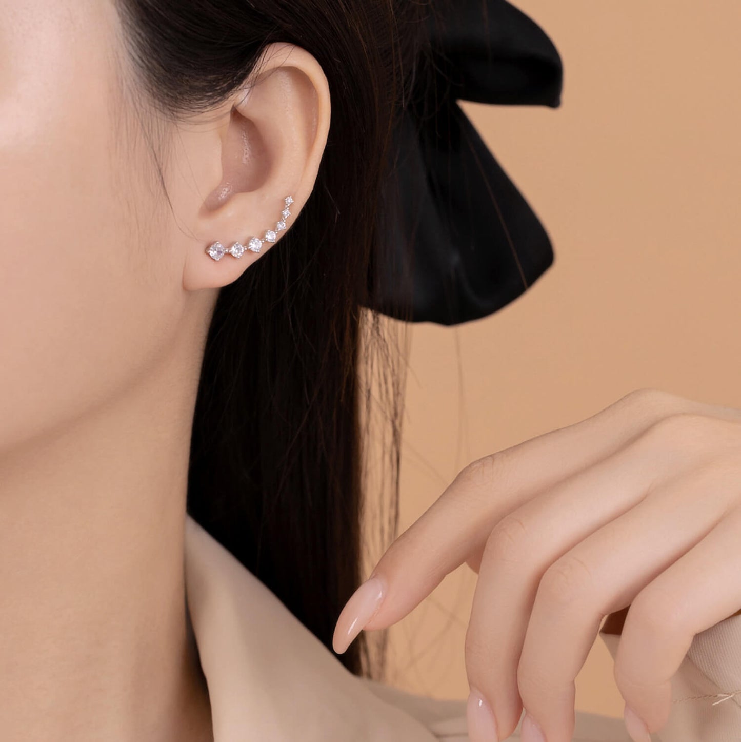 Aligned Brilliance Studs