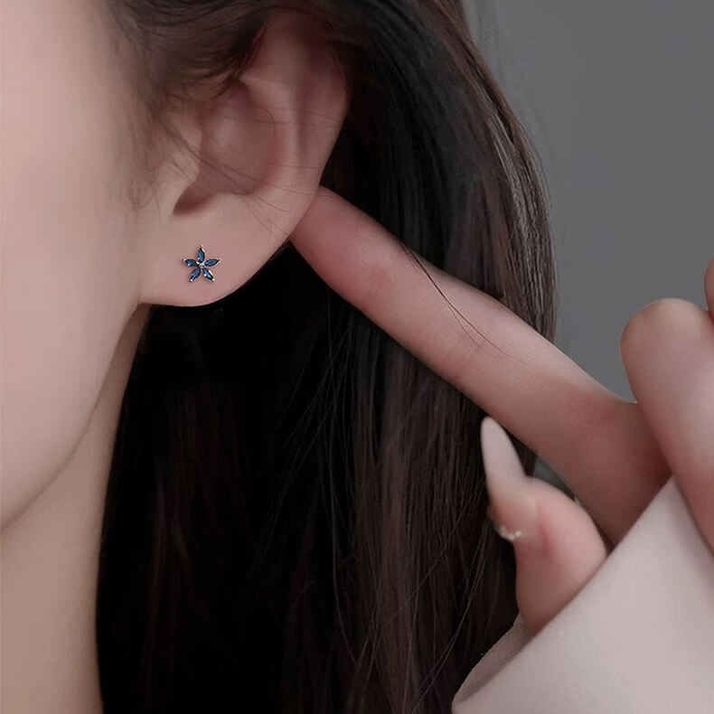 Lucky Five-Petal Blue Bloom Silver Earrings