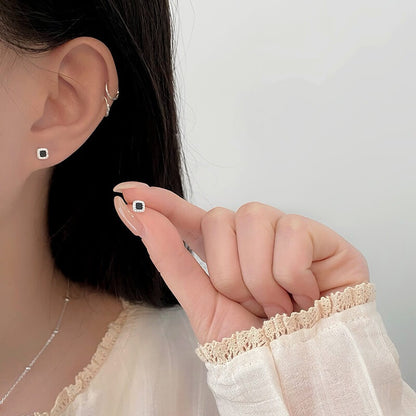 Vintage Chic Square Onyx Stud Earrings
