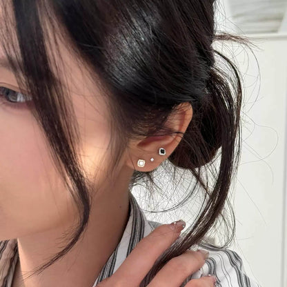 Vintage Chic Square Onyx Stud Earrings