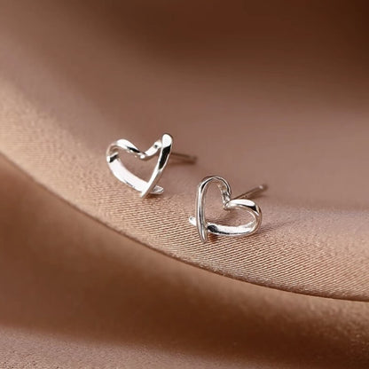 Basic Heart Silver Earring Studs