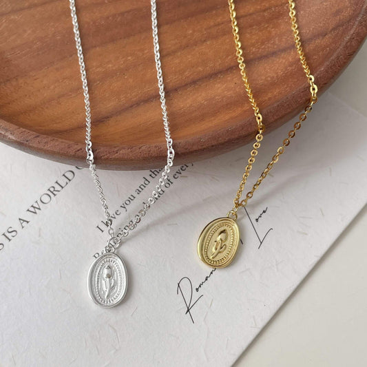 Aura Gilded Tulip Pendant Necklace