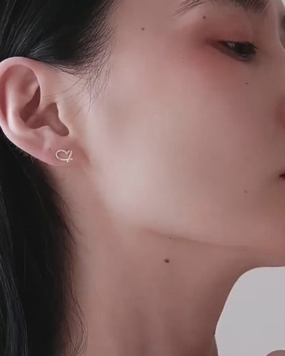 Basic Heart Silver Earring Studs