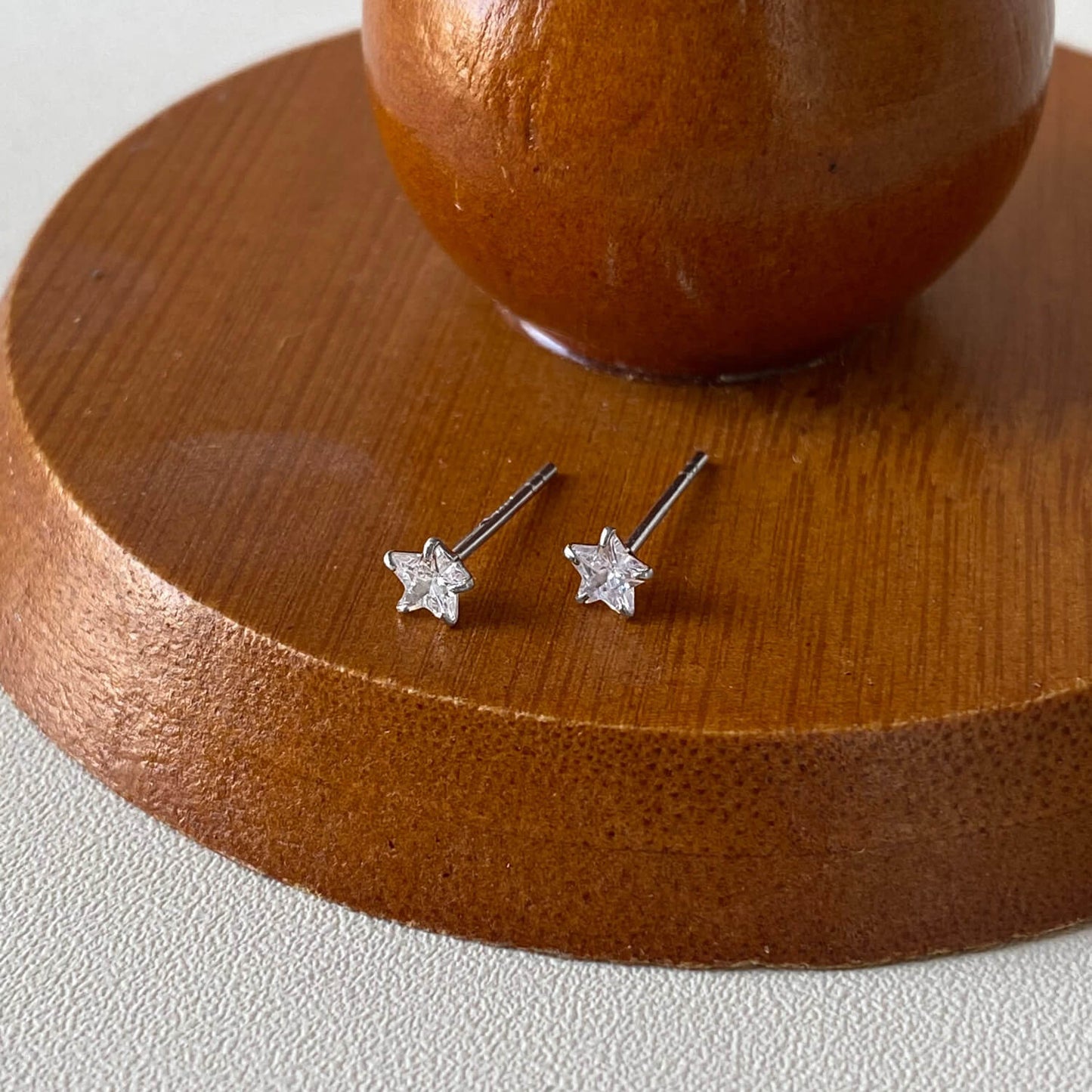 Dazzling Star Zirconia Stud Earrings